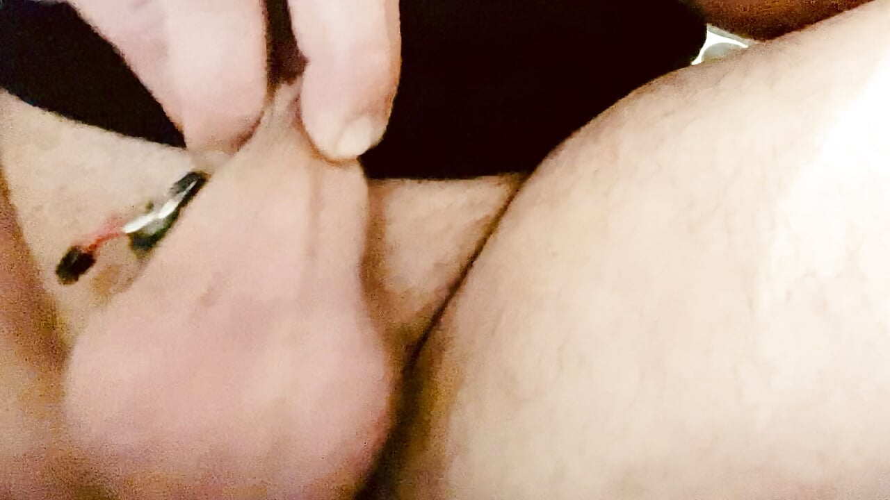 Masturbate Solo