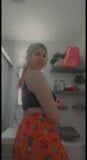 Lolafuccbunny will sich im Badezimmer treffen snapshot 3