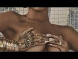 Rihanna - ультра сексуальная Le Beau Cul de Riri + сыновья snapshot 3