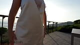 穿着白色缎面礼服的丰满熟女在阳台上做爱 - projectsfundiary snapshot 3