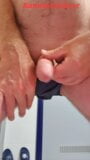 Meester Ramon pist, spuugt, masseert, vingert in zijn nieuwe geile edele zijden korte broek, erg geil snapshot 14