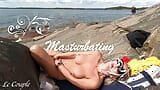 Mąż rucha prawdziwą żonę w domu na stojąco na pieska - prawdziwy orgazm i głośne jęki snapshot 1