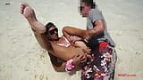 Diepe anale seks op het strand. Lisichka Mila Fox snapshot 12