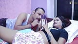 Il fratellastro e i loro amici si sono divertiti con il sexy Bhabhi di notte snapshot 4