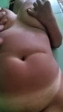 胸部出众的矮胖拉丁女郎被干 第一人称视角 snapshot 9