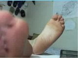 Piedi di ragazzi etero in webcam - vari snapshot 4