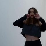 Seksowne ciało Hailee Steinfeld snapshot 1