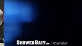 Showerbait str8 man verleid tot ruige douche neukpartij snapshot 7