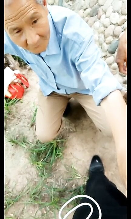 Asias stepdaddies play together
