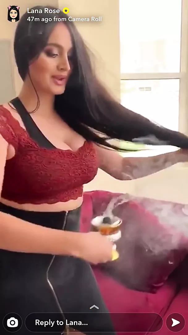 Lana Rose Showing Big Ass an Cleavage Anal Porn xHamster 