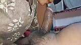 Bhabhi xshika riceve un carico di sperma in bocca da un grosso cazzo snapshot 16