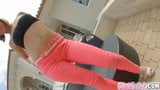 Givemepink tina caliente juguetes su apretado culo snapshot 7