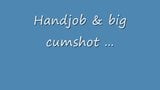 Handjob & Abspritzen auf schwarzer Bluse. snapshot 1