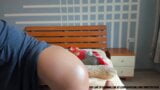 Camgirl mit dicken Titten wichst sich mit Spielzeug in Netzstrümpfen snapshot 6