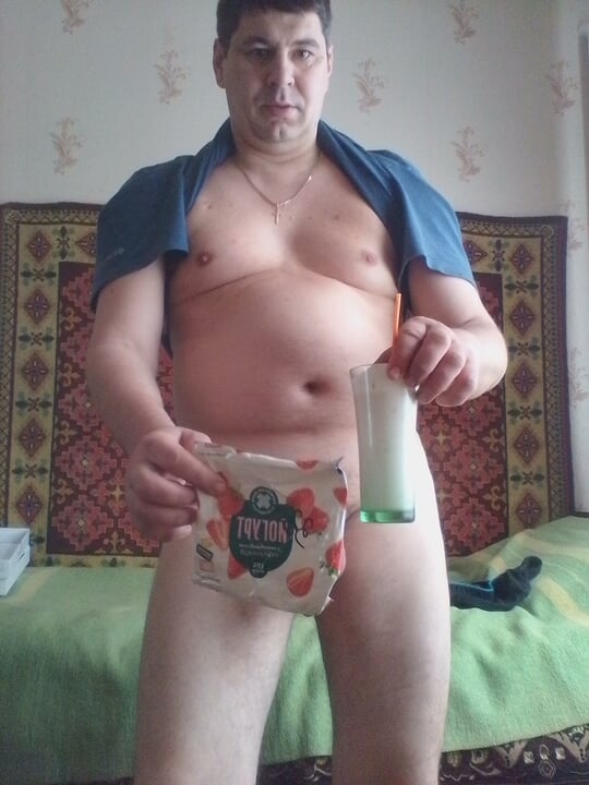 Today I am eating my oun cum with yogurt. My new drink. Tasty fresh cum. Tasty fresh sperm