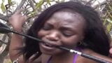बाइकर अफ्रीकी वेश्या के तंग विनम्र छेद में मुर्गा गीला हो जाता है snapshot 1