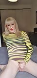 Manchester TS, Sasha Paige szarpie swojego tranny kutasa snapshot 9