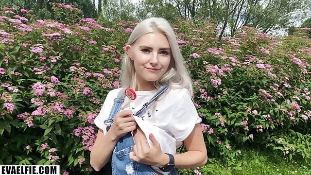 A Risky Adventure of Public Sex and Cum-Filled Panties