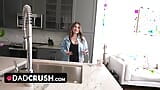 Aptal üvey annem sevgi dolu üvey babamı mutlu etmezse, amım mutlu edecek - dadcrush snapshot 7