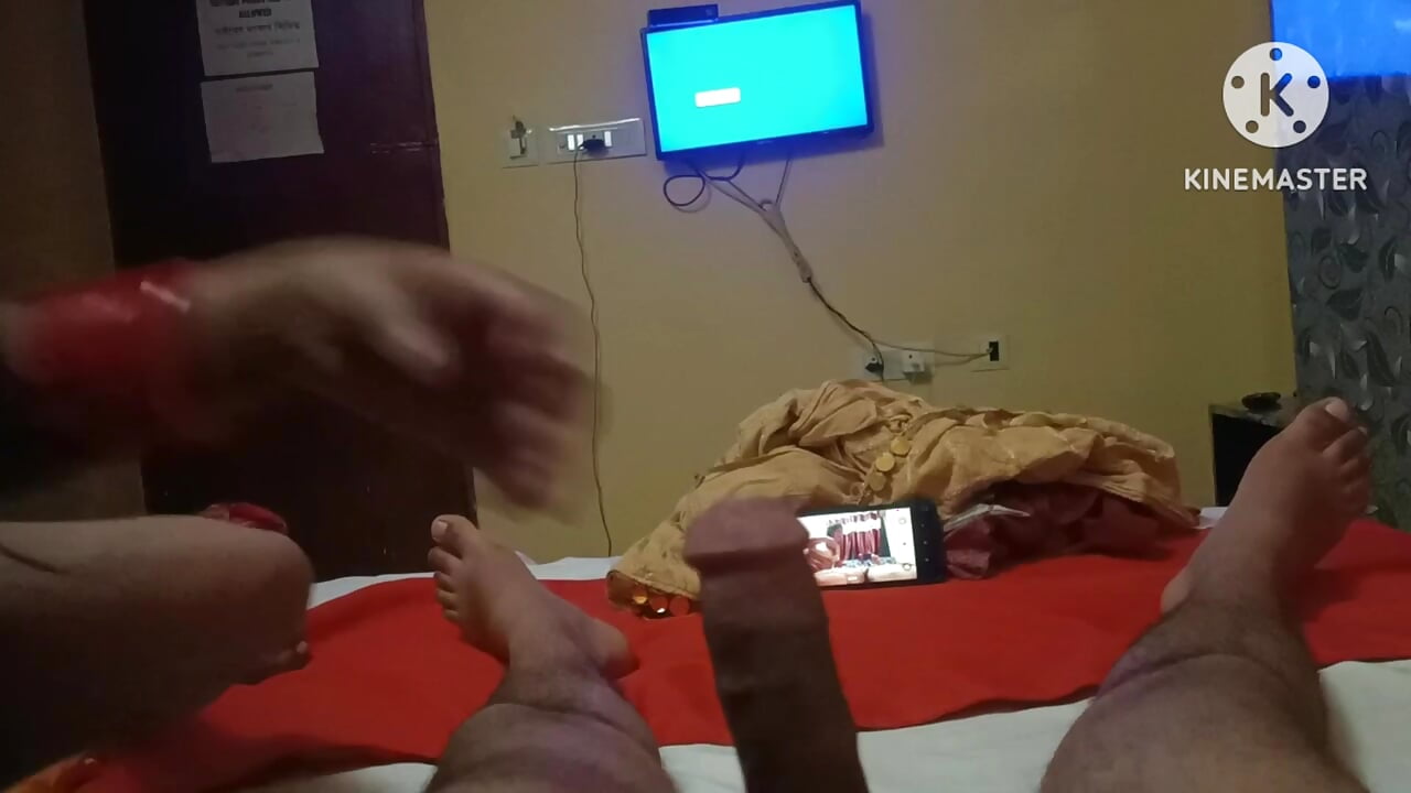 Sexy wife is desperate for hardcore sex to fulfil her sexual desire hot local sex