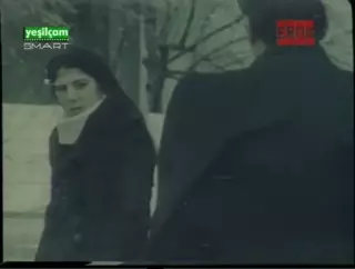 Retro porno film: Qizi ota-onasiga josuslik qilmoqda