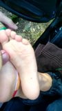 Footjob dengan kasut tumit perkahwinan snapshot 7