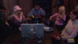 Hermosa joven rubia con grandes tetas le encanta montar polla en la cocina snapshot 3