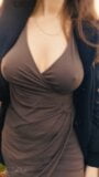 Boobwalk: chemise en V et manteau. vertical snapshot 15