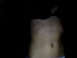 Blyg tjej som blinkar röv och bröst på webbkamera snapshot 13
