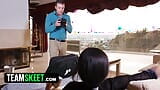 Fittes ebenholz-teen mit perfekten titten, noemie bilas, nimmt großen weißen schwanz von hinten - teamSkeet snapshot 5