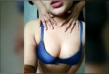 Indias milfs - lesbianas calientes mostrando tetas y culo snapshot 10