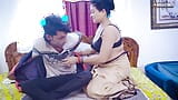 Desi Indian Sauteli Maa apne chhote bete ko Chodne Ki training deti hai Full Movie snapshot 4