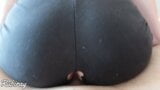 Ragazza sexy scopata a pecorina e cowgirl fino a creampie in pantaloni da yoga strappati snapshot 13