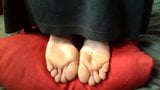 Nice soles pose snapshot 1