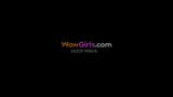 Wowgirls - Hayli en Anna brengen wat quality time samen door snapshot 1