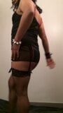 Latina Rachelle stript in lbd en sexy stringlingerie snapshot 5
