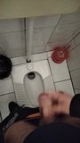 Public Toilet in Kiev snapshot 9