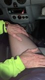 Lara CD, sexy Beine in Strümpfen, von einer Freundin im Auto befummelt snapshot 5