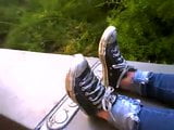 Vieilles converse et pieds moites et puants snapshot 1