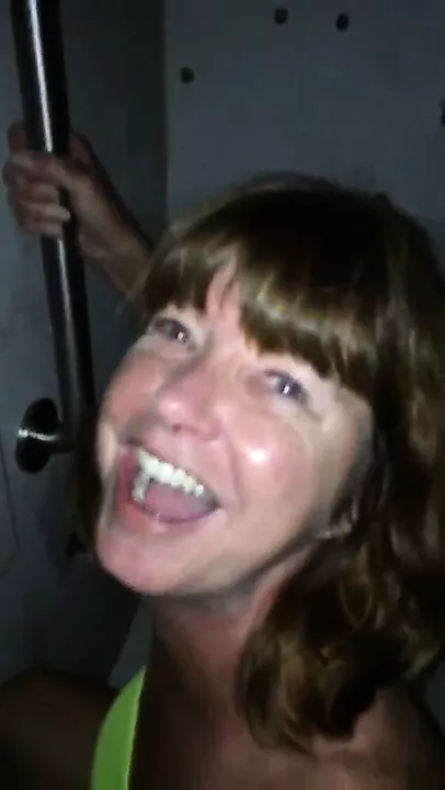 Gloryhole Cum