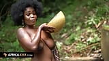 Sexe avec une belle et pulpeuse africaine dans la jungle snapshot 3