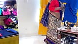 Darji Meri Maa ko Chod dala naap leta leta (Tailor Fucked My Mother In Shop) snapshot 9