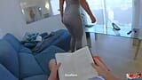 Macocha rucha się z pasierbem przed joggingiem, podczas gdy jej mąż pracuje w pokoju obok snapshot 1