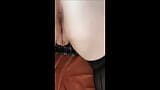 Follada vestida sin bragas - Puta caliente con falda levantada y creampied snapshot 12