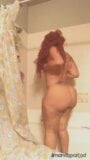 Grueso culo redbone ducha striptease snapshot 5