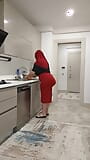 my big ass stepmom gabriella cooks by showing me her ass. snapshot 6