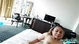 Tuktukpatrol, geiles thailändisches Schätzchen zeigt sich für intensiven Hotelsex snapshot 14