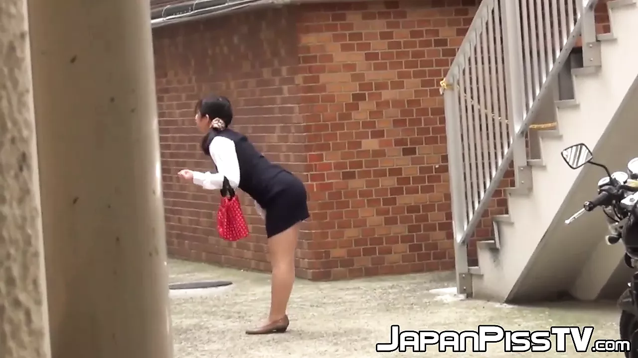 real japanese schoolgirl street voyeur 