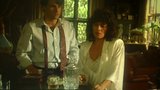 Tấn công vào adrienne barbeau 1 snapshot 6