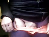 Sissy sarah con clitoride piccolo , SPH (umiliazione del pene piccolo) snapshot 2